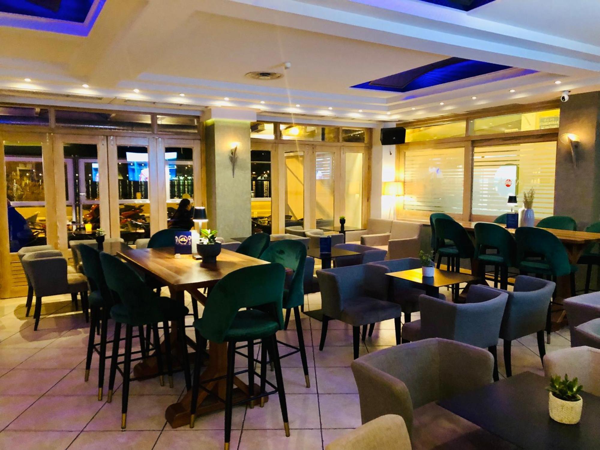 Aeolis Hotel ساموس المظهر الخارجي الصورة
