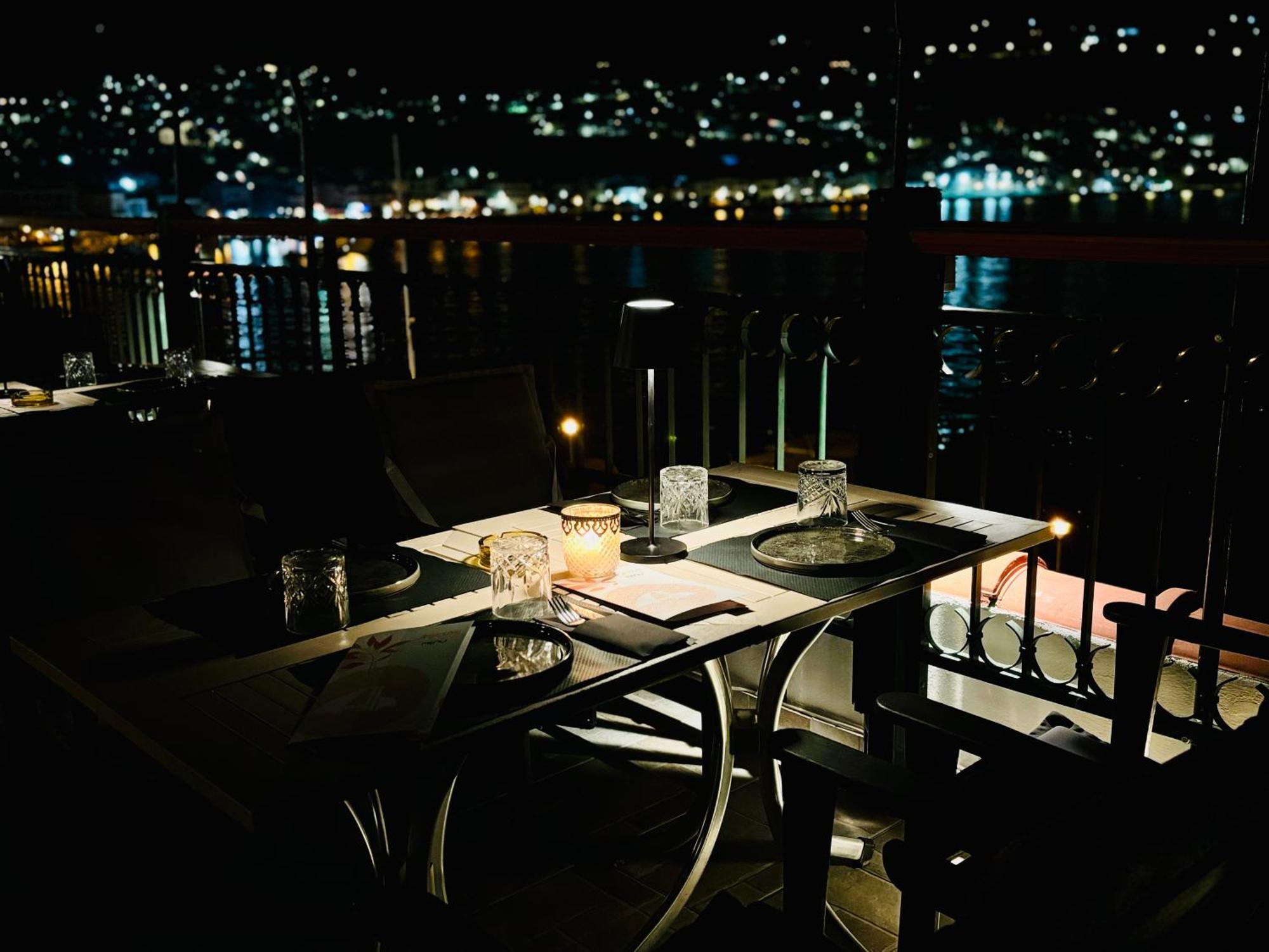Aeolis Hotel ساموس المظهر الخارجي الصورة