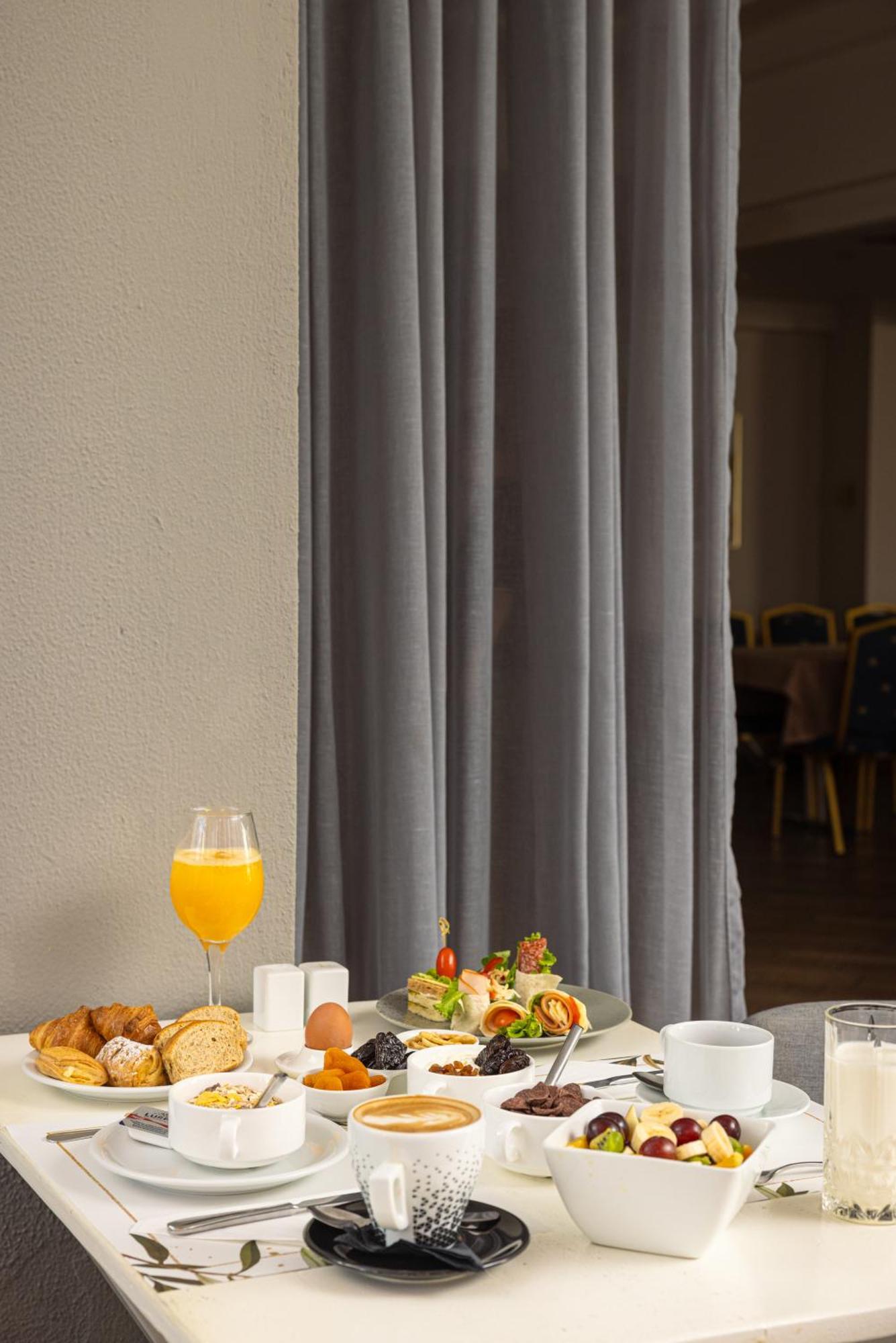 Aeolis Hotel ساموس المظهر الخارجي الصورة