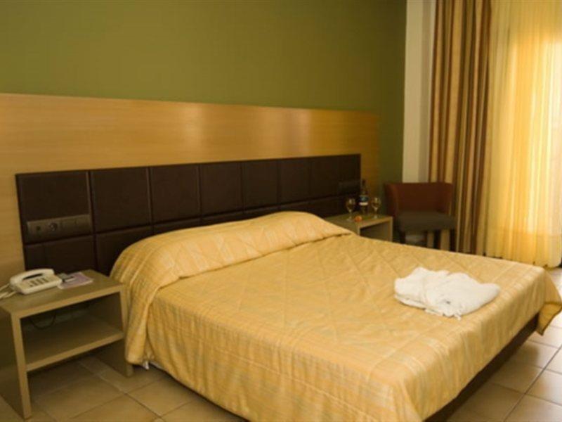 Aeolis Hotel ساموس المظهر الخارجي الصورة